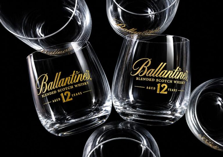 Ballantines 12 Year Whisky Engraved Gold Filled Logo Crystal Glasses