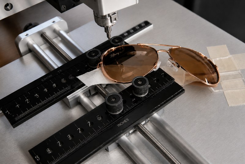 Diamond Scratch Engraving Luxury Sunglasses Personalisation