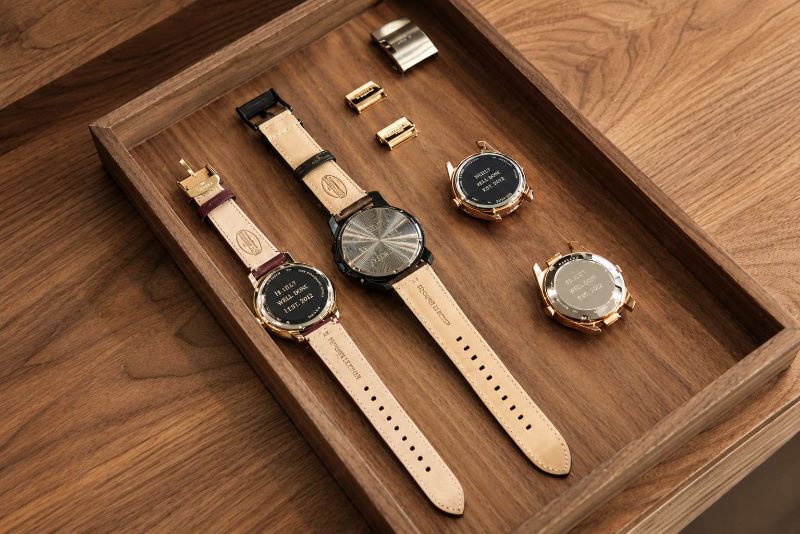 Fossil Watch Diamond Scribe Personalised Watch Backs Mobile Engraving Oxford Street