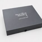 Hot Foil Embossed Custom Luxury Presentation Gift Box