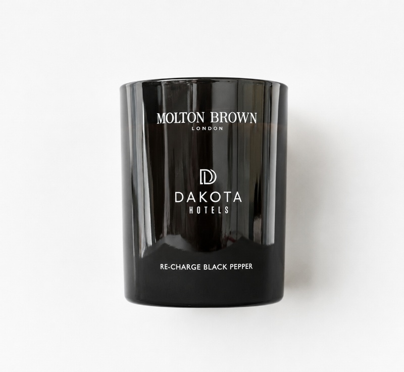 Molton Brown Dakota Hotels Re Glass Engraving Pepper Black Glass Candle
