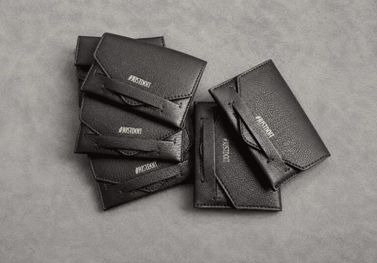 Nike Justdoit Silver Embossed Leather Card Wallets