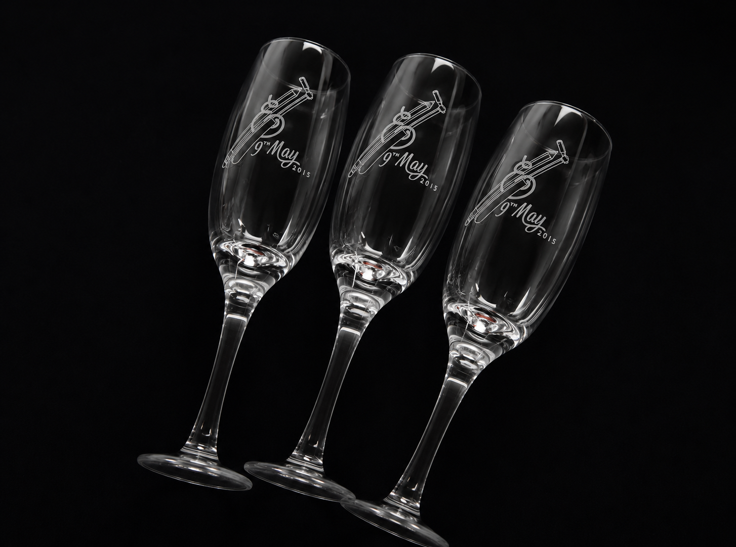 Personalised Engraved Champagne Flutes Wedding Toast Glasses Custom Gift