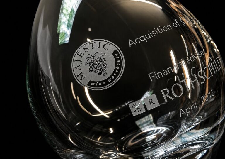 Sandblast Engraved Crystal Wine Glass Corporate Gift